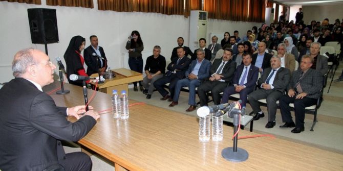 Harran Üniversitesinin Dünü Bugünü Programı Düzenlendi