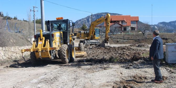 Kemer Ovacık Yaylasında Asfalt Hazırlığı