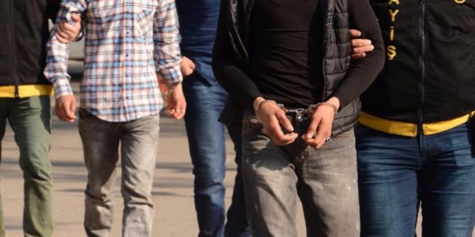 Vatandaşın Temizlemeleri İçin Bıraktığı Araçla Kapkaç Yaptılar