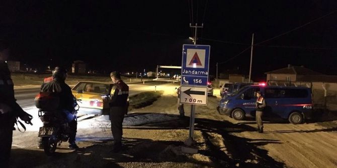 Tepebaşı İlçe Jandarma Komutanlığı Ekiplerinden Trafik Ve Asayiş Uygulaması