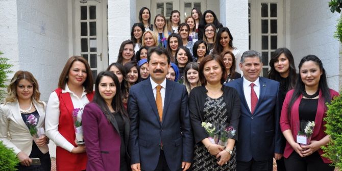 Adana Adliyesi’nde ’Kadınlar Günü’ Kutlaması