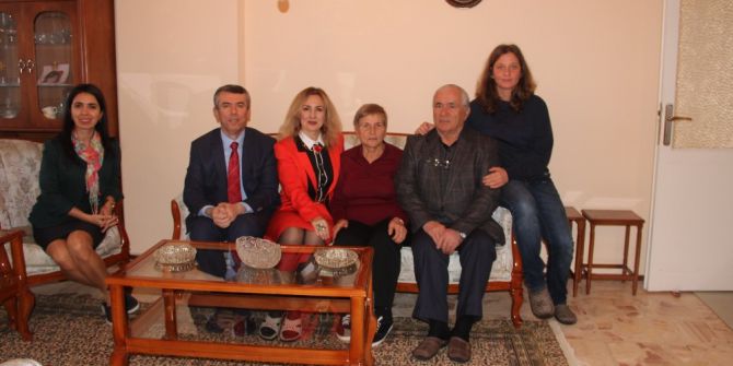 Kadın Kıbrıs Gazisine Ziyaret