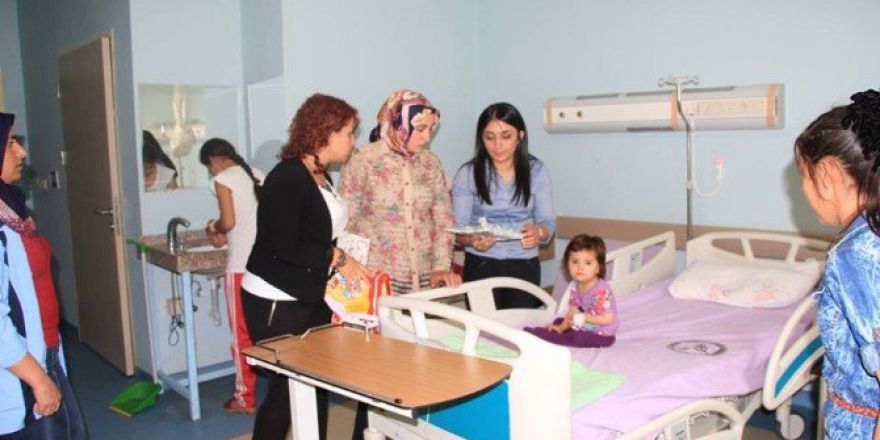 Eş Başkan Keve’den Hasta Çocuklara Ziyaret