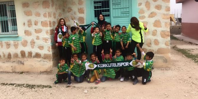 Antalya’dan Şanlıurfalı Öğrencilere Spor Malzemesi Desteği