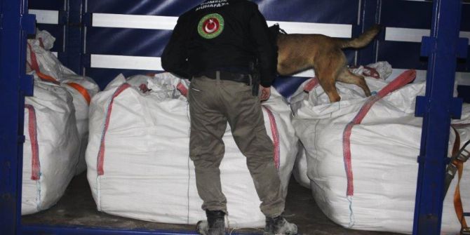 Gürbulak Sınır Kapısı’nda Bir Ayda Yaklaşık 1 Ton Eroin Ele Geçirildi