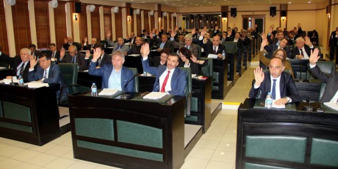 40 Madde Komisyona Havale Edildi