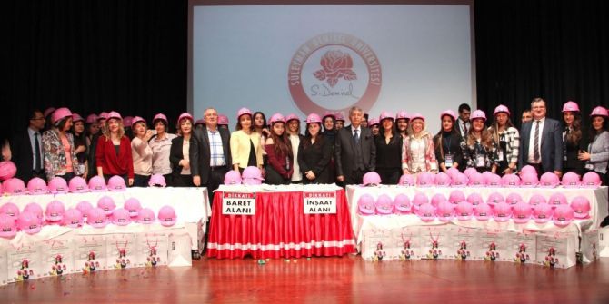 Sdü’den Kadınlara Pembe Baret