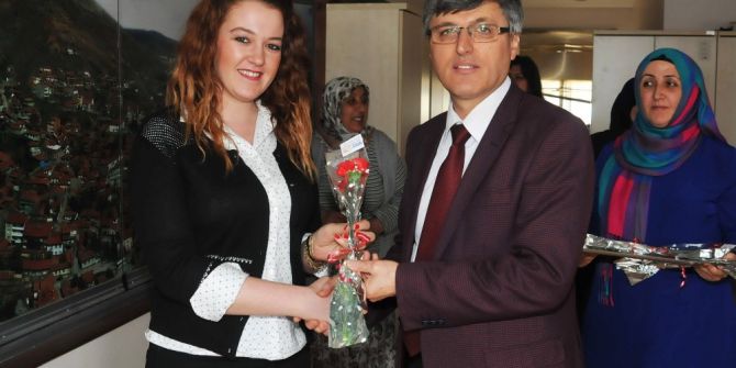 Başkan Yardımcısı Ali Avcıoğlu Ve Hayrettin Eldemir Bayan Personelin Kadınlar Günü’nü Kutladı