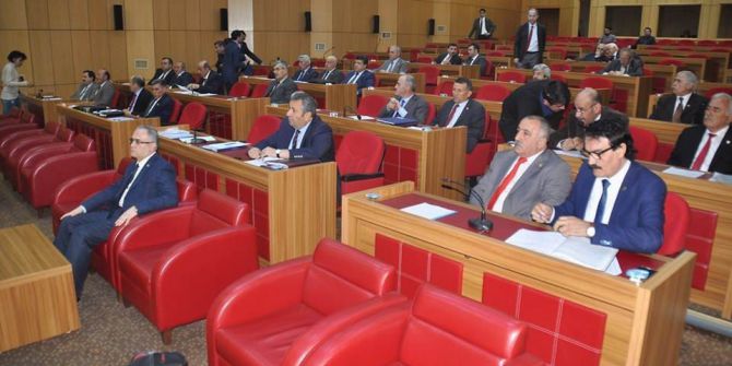 İl Genel Meclisinde Referandum Gerginliği