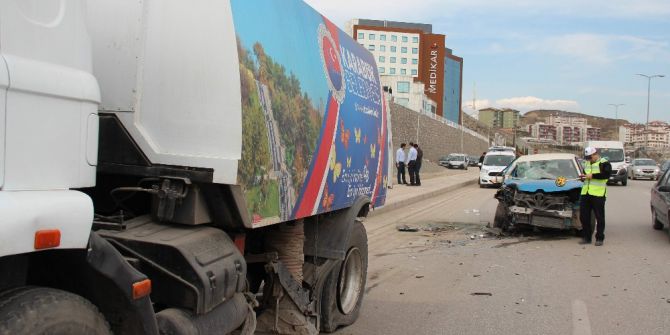 Karabük’te Trafik Kazası: 1’i Ağır 2 Yaralı