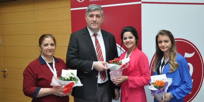 İtso’dan Kadın Üyelerine Çiçek