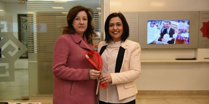 8 Mart Balıkesir’de Kutlandı