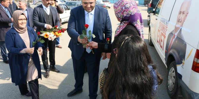 Başkan Orhan Ve Keleş’ten Kadınlar Günü Jesti