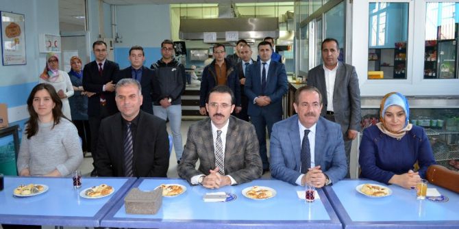 Adilcevaz Kyk Yurdunda Kadınlar Günü Etkinliği