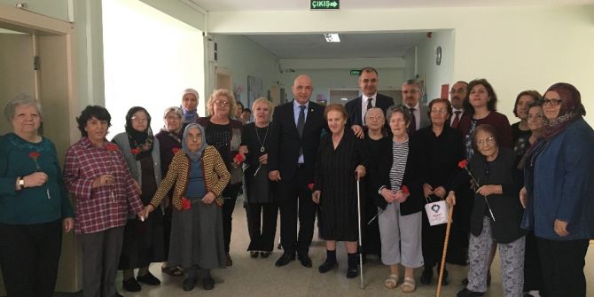 Milletvekili Ilıcalı’ Dan Huzur Evi Yaşlı Bakım Ve Rehabilitasyon Merkezi’ne Ziyaret