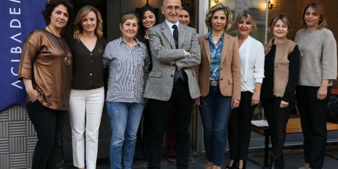 Kadınlara Kafede Meme Sağlığı Anlatıldı