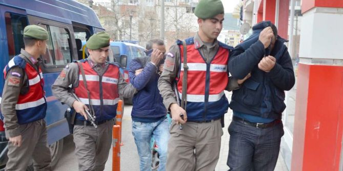 Tarihi İncil Kaçakçıları Adliyeye Sevk Edildi