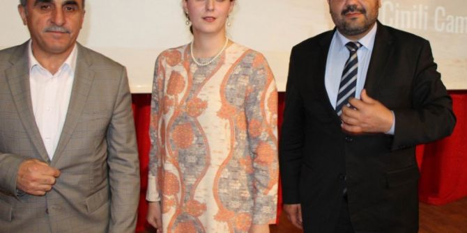 Nilhan Osmanoğlu: “Saraylara Gittiğim Zaman Sinirleniyorum”