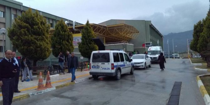 Denizli’de Hastanede Oksijen Tüpü Patladı