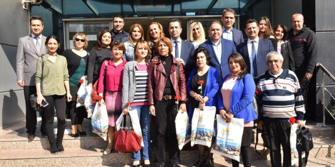 Büyükşehir’den Kadın Gazetecilere Hediye