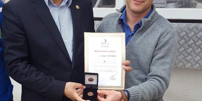 Akdağmadeni’nde 10. Kan Bağışını Yapan 5 Kişiye Bronz Madalya Verildi