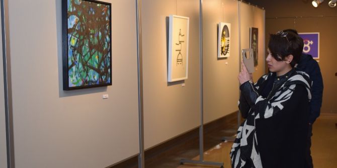 Akaum’dan "Kadına Dair" Sergi Ve Tiyatro