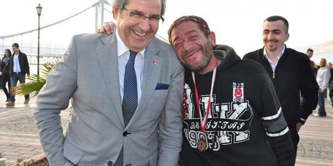 O Taraftarın Heykeli Yapılıyor