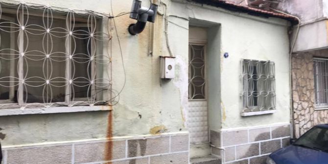 Sabah İşe Gitmek İçin Kalktı, Babasının Ve Abisinin Cansız Bedeniyle Karşılaştı