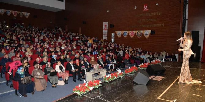 Sanatçısı Umut Akyürek’ten Kadınlara Özel Konser