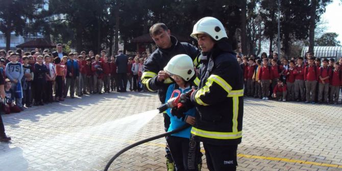 Öğrencilere Yangın Eğitimi