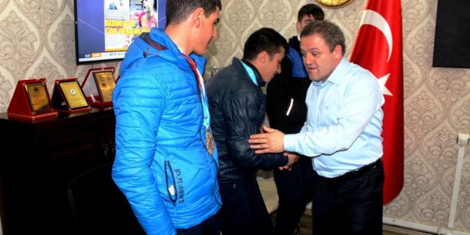 K1 Ligi Türkiye Şampiyonu Ağrı Oldu