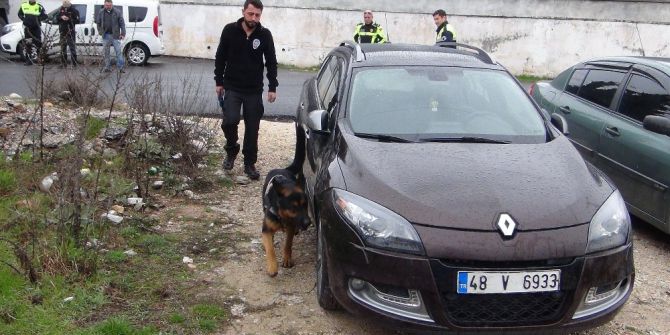 Cezaevi Önünde Şüpheli Araç Alarmı