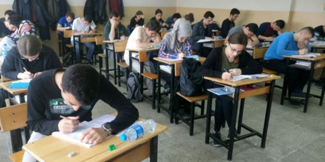 12. Sınıf Öğrencileri Ygs Provası Yaptı