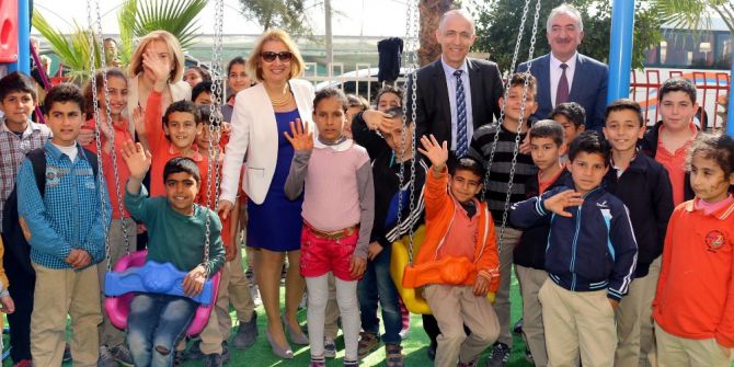 Akdeniz’de Kadınlar İçin Yaptırılan Spor Aletleri Grubunun Açılışı Yapıldı