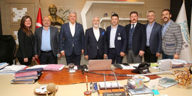 Nilüfer Halk Dansları Topluluğu’na Övgü