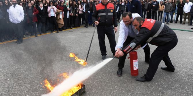 İtfaiyeden 17 Bin Kişiye Yangın Eğitimi