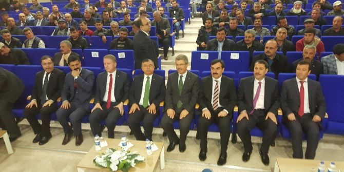 Kayseri Şeker’in Şarkışla Çiftçi Eğitimi’ne Bakan İsmet Yılmaz Da Katıldı