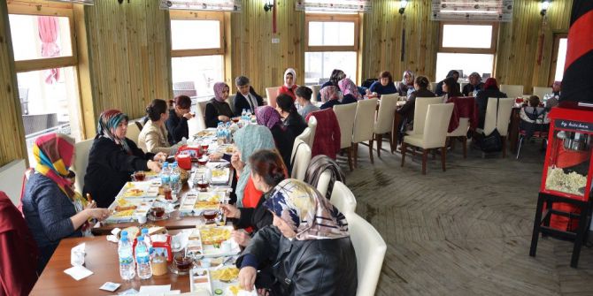 Başkan Yardımcısı Avcıoğlu Tekke Mahallelilerin Taleplerini Dinledi