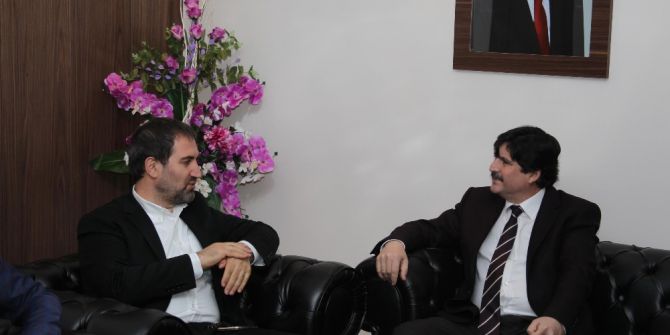 Mustafa Şen’den Rektör Yardım’a Ziyaret