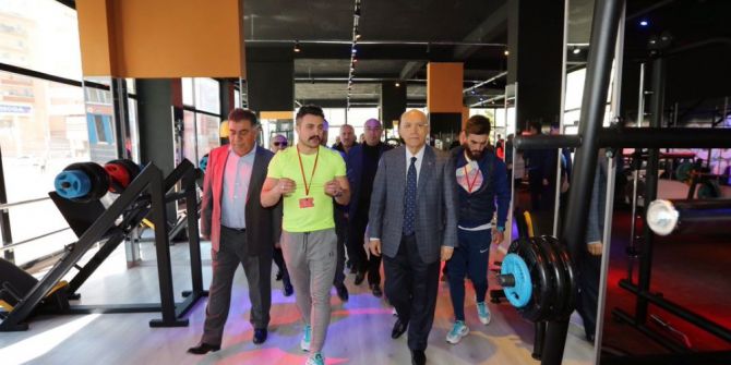 Ankara Yeni Bir Spor Merkezine Daha Kavuştu