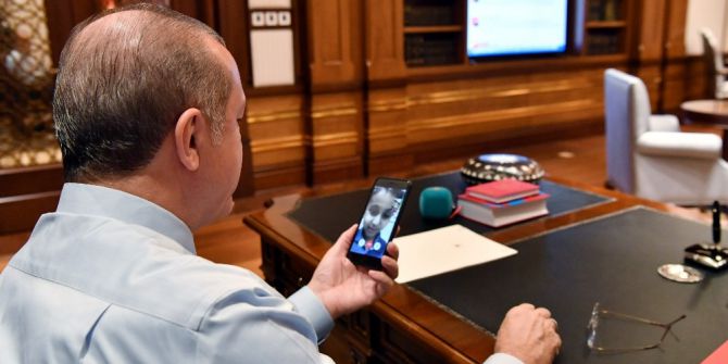 Cumhurbaşkanı Erdoğan, Lösemi Hastası Bedirhan’la Görüştü