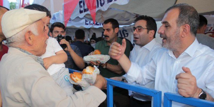 Elazığ Tso’dan Demokrasi Nöbetçilerine Kavurma İkramı