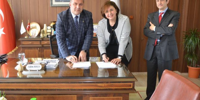 "Değerli Öğretmenim Projesi" Protokolü İmzalandı