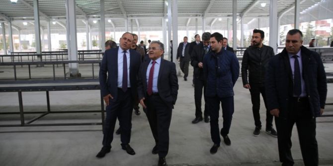 Başkan Büyükkılıç Gökkent Pazar Yeri Ve Sosyal Tesislerinde İncelemede Bulundu