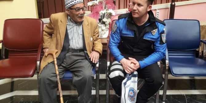 Tdp’den Huzurevi’ne Ziyaret