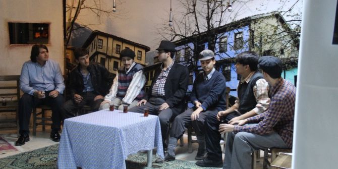 Finike’de Diyaliz Hastaları Tiyatro Gösterisinde Buluştu