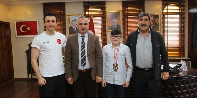 Türkiye 3.’sünden Başkan Yılmazer’e Ziyaret