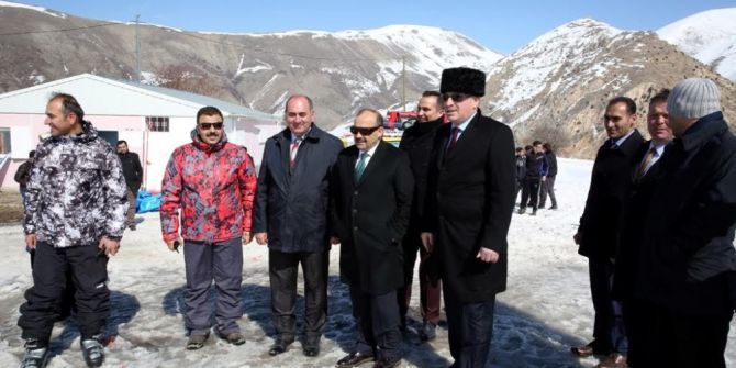 Bayburtlu Öğrenciler Kayak İle Tanıştı