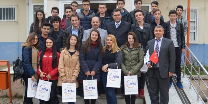 Afetlere Karşı Bilinçli Bireyler Yetişiyor