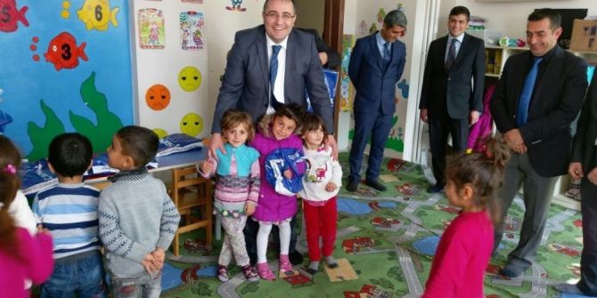 Hasankeyf’te Bin 621 Öğrenciye Kıyafet Yardımı Yapıldı